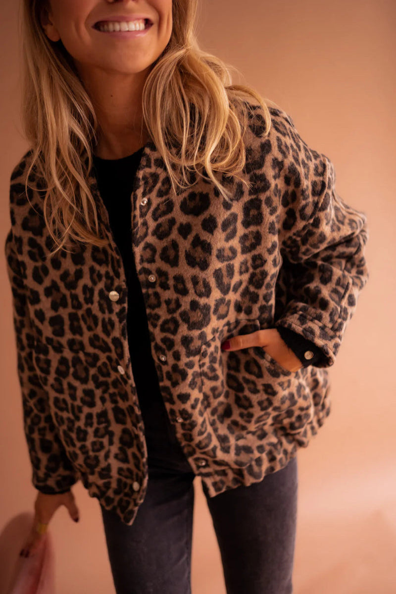 LEONA™ | The Leopard Bomber Jacket