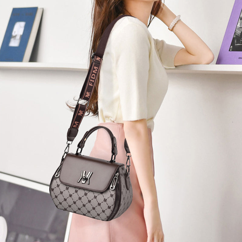 Victoria™ Luxe Charm | Shoulder Bag